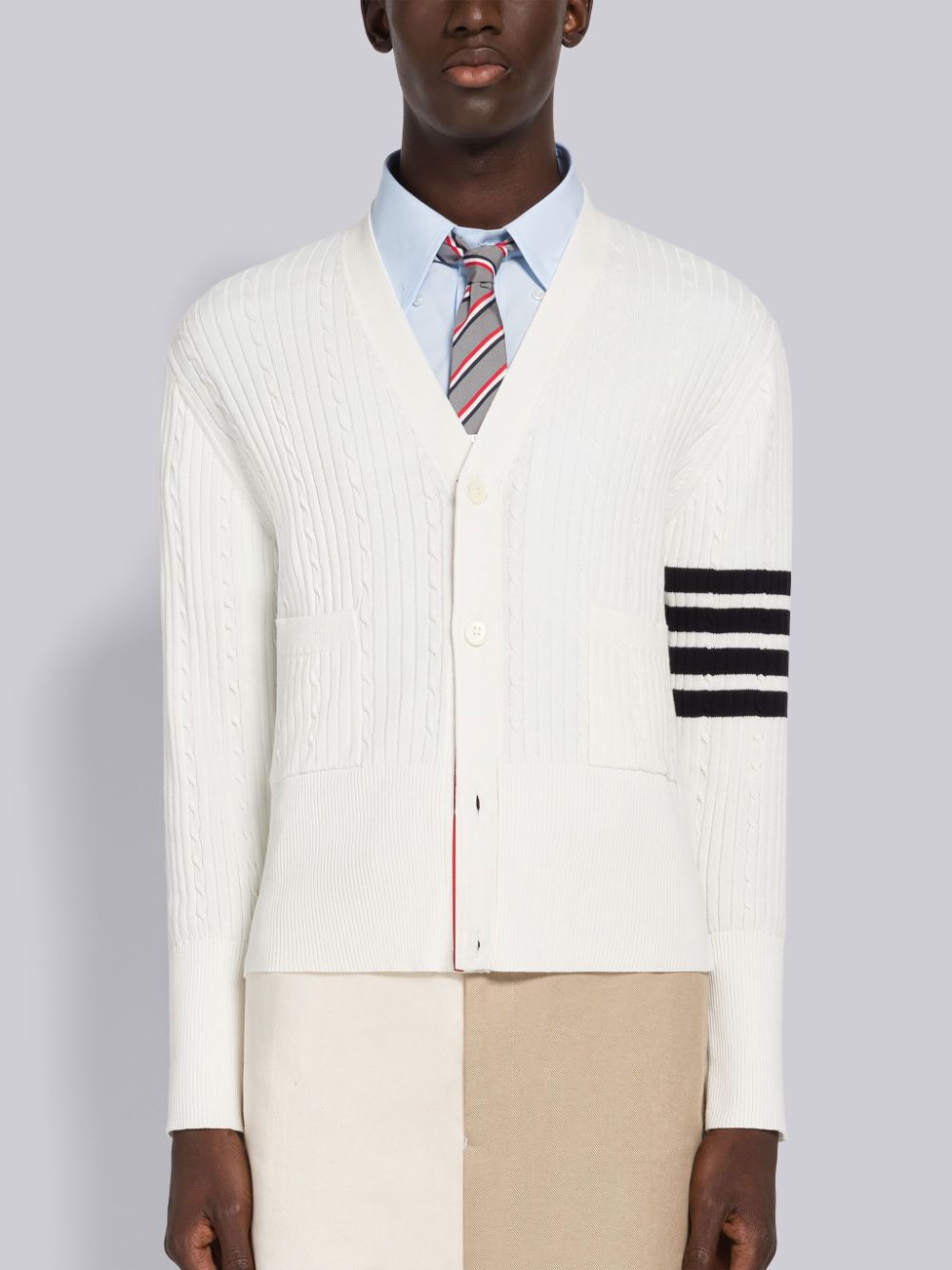 Thom Browne Baby Cable Rib Cotton 4-Bar V-Neck メンズ カーディガン 白 | WRR72V20783