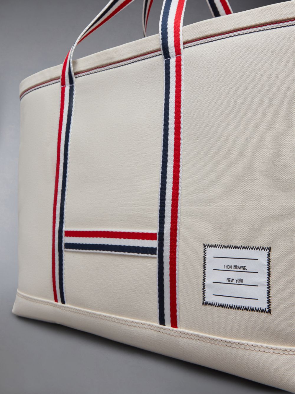 Thom Browne Canvas Stripe Medium Tool メンズ トートバッグ 白 | FQE74K06632