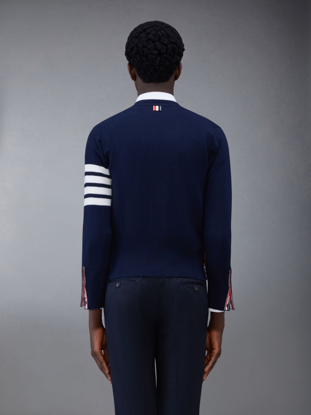 Thom Browne Cashmere 4-Bar Classic V-Neck メンズ カーディガン 青 | CVO85S34565