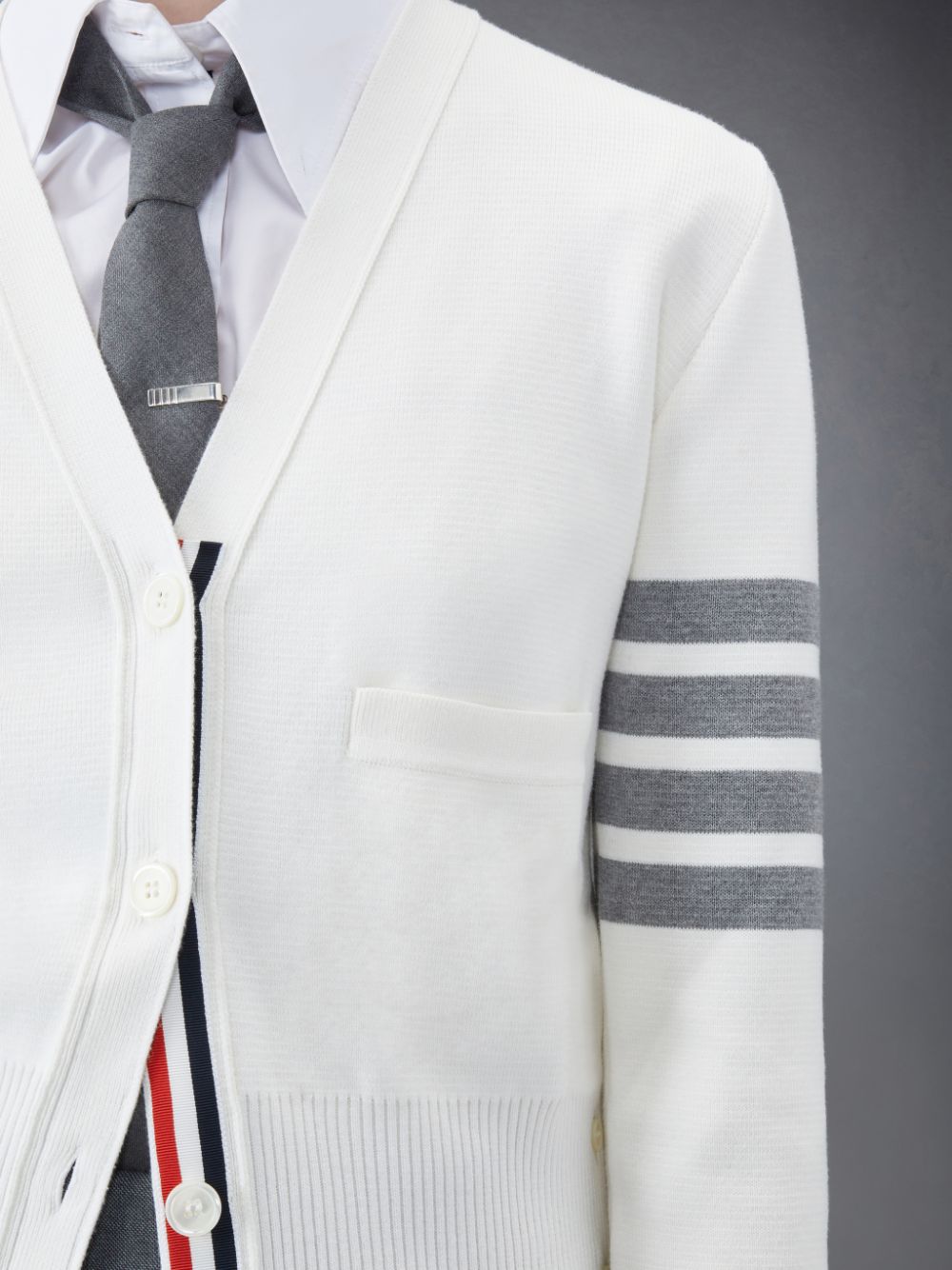 Thom Browne Cotton 4-Bar Milano Classic V-Neck レディース カーディガン 白 | WMT53C49494