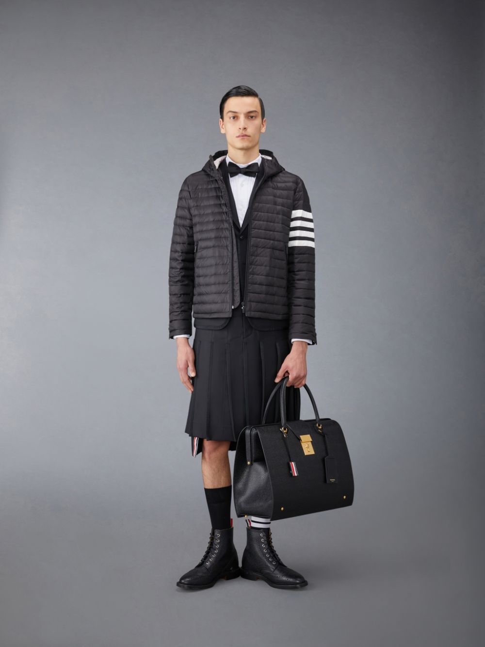 Thom Browne Downfilled Nylon Quilted Hooded メンズ ジャケット 黒 | JBD69X71468