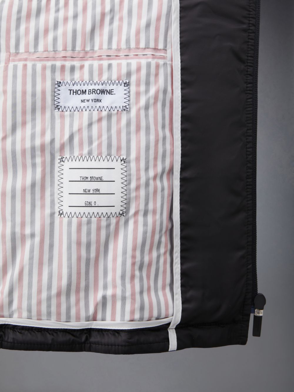 Thom Browne Downfilled Nylon Quilted Hooded メンズ ジャケット 黒 | JBD69X71468