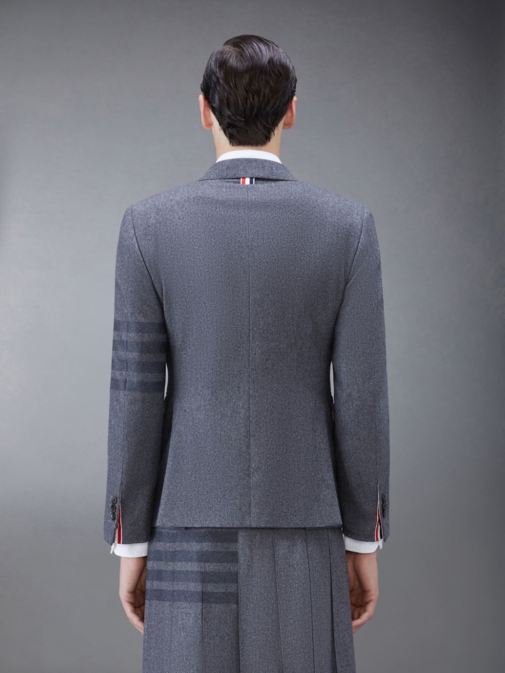 Thom Browne Flannel 4-Bar Classic Sport メンズ コート グレー | WBA24K80522