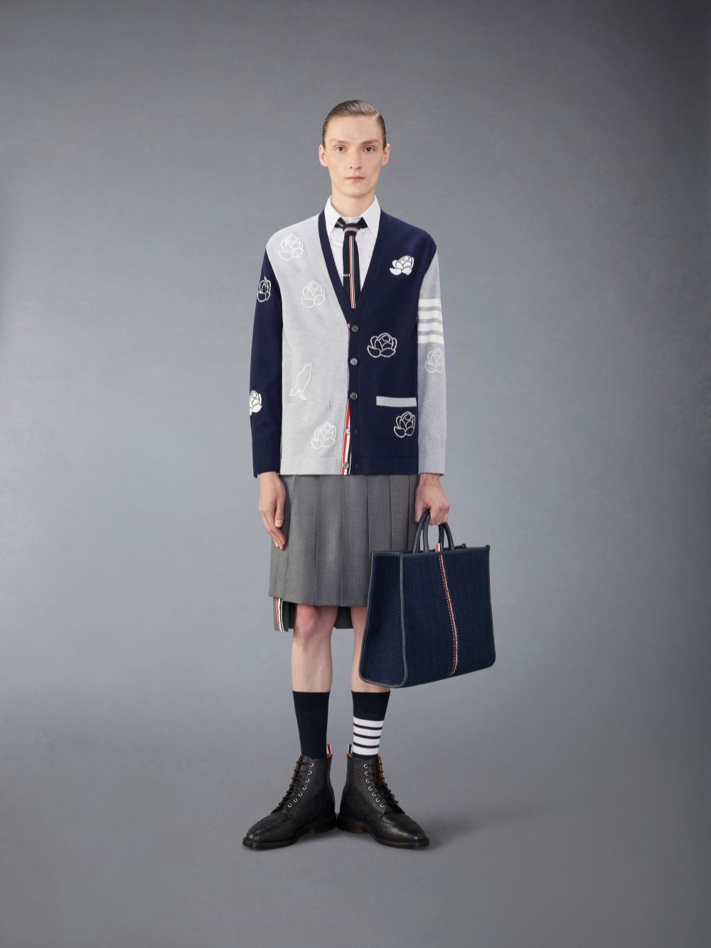 Thom Browne Funmix Cotton 4-Bar Rose and Raven メンズ カーディガン 青 | NPB10D87375