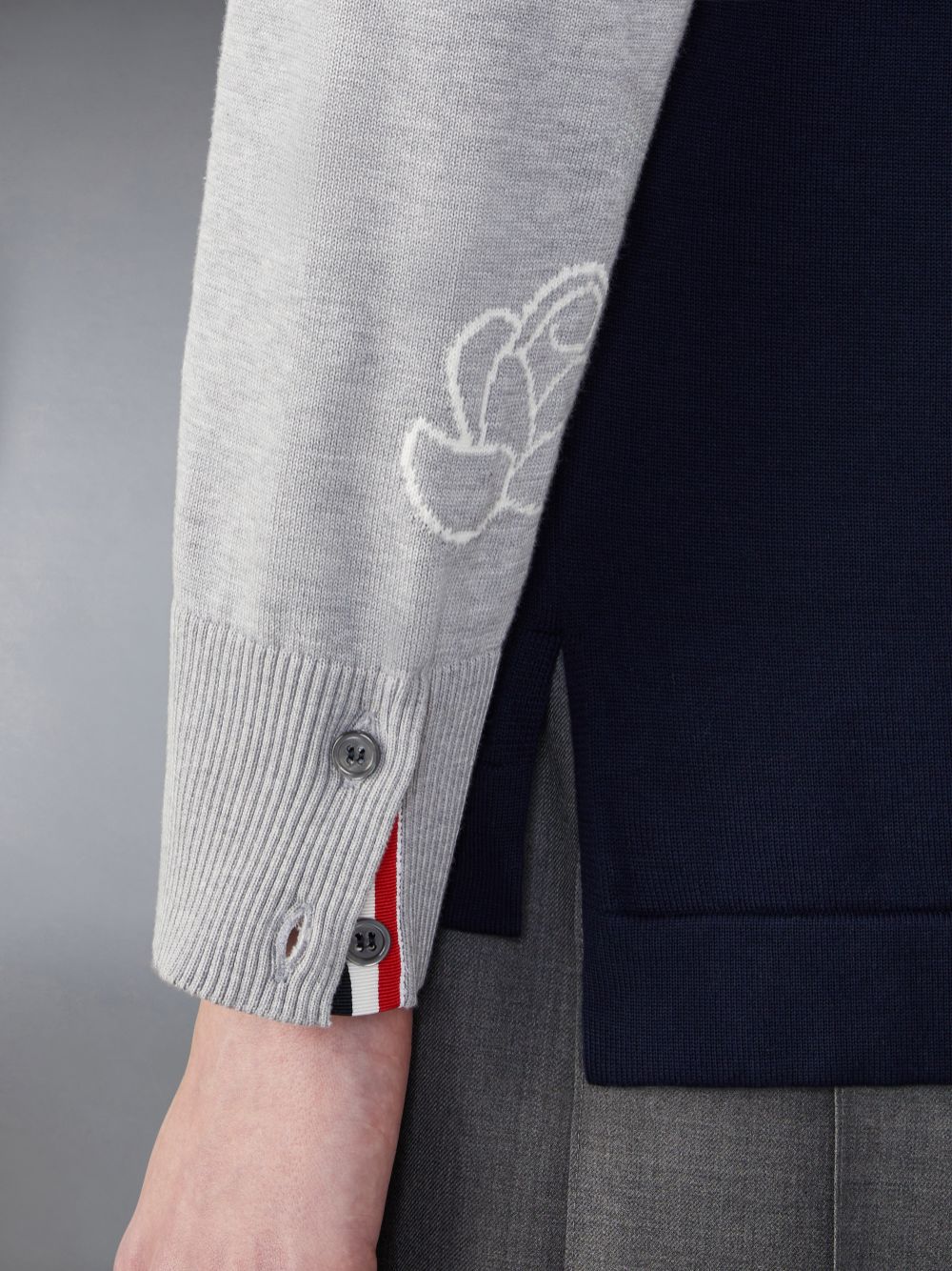 Thom Browne Funmix Cotton 4-Bar Rose and Raven メンズ カーディガン 青 | NPB10D87375
