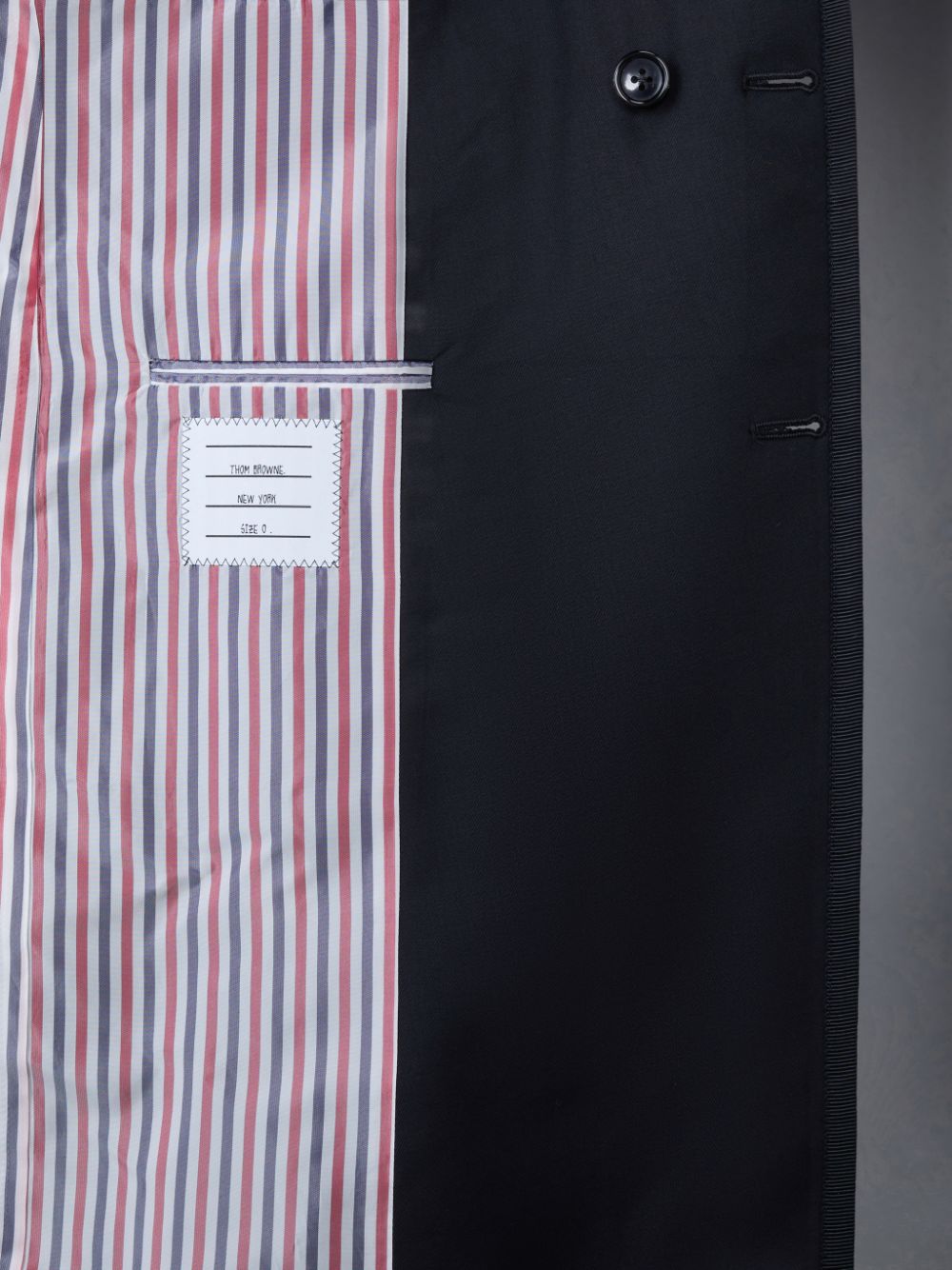 Thom Browne Funmix Duchesse Satin Collage Sport メンズ コート 黒 | JPB56E35951