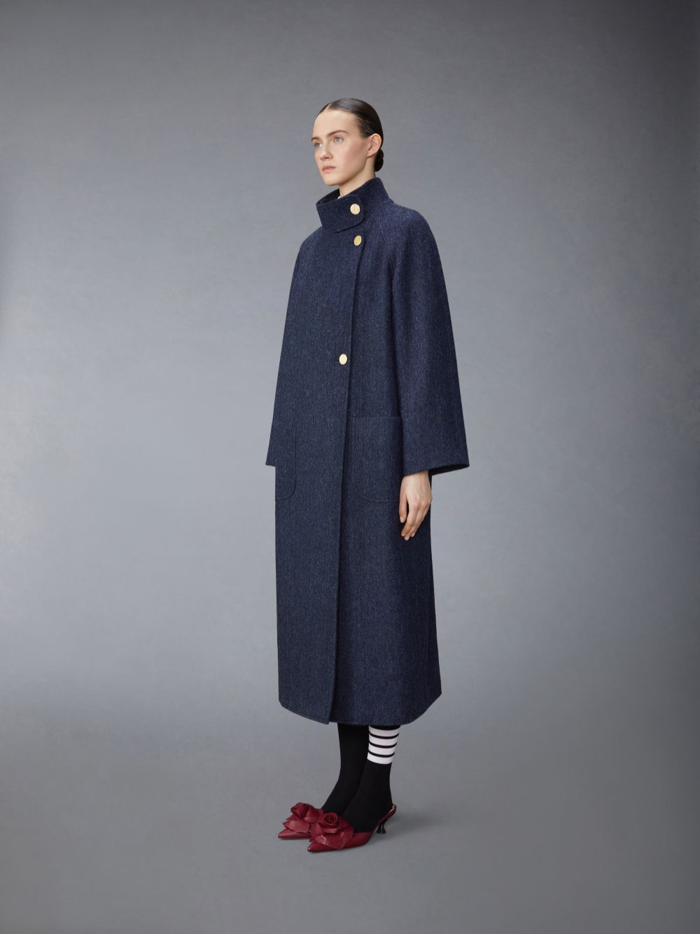 Thom Browne Herringbone Harris Tweed Midi Raglan Funnel Neck レディース コート 青 | GZW85A63780