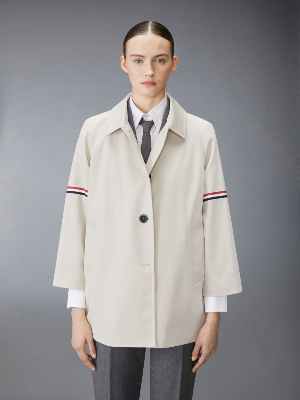 Thom Browne Khaki Waterproof Cotton Twill Striped Armband Cropped Car レディース コート ベージュ | LAQ65L82048