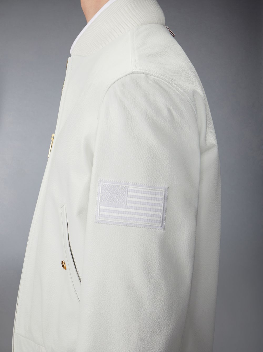 Thom Browne Lamb Grained Leather and Knit Rib Flag Patch Blouson メンズ ジャケット 白 | NFN87J76042
