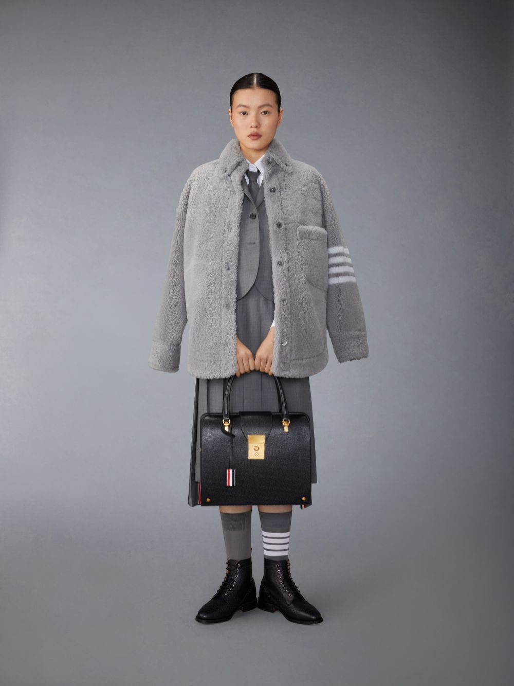 Thom Browne Medium Dyed Shearling 4-Bar Supersized Shirt レディース ジャケット グレー | UGV50Z98595