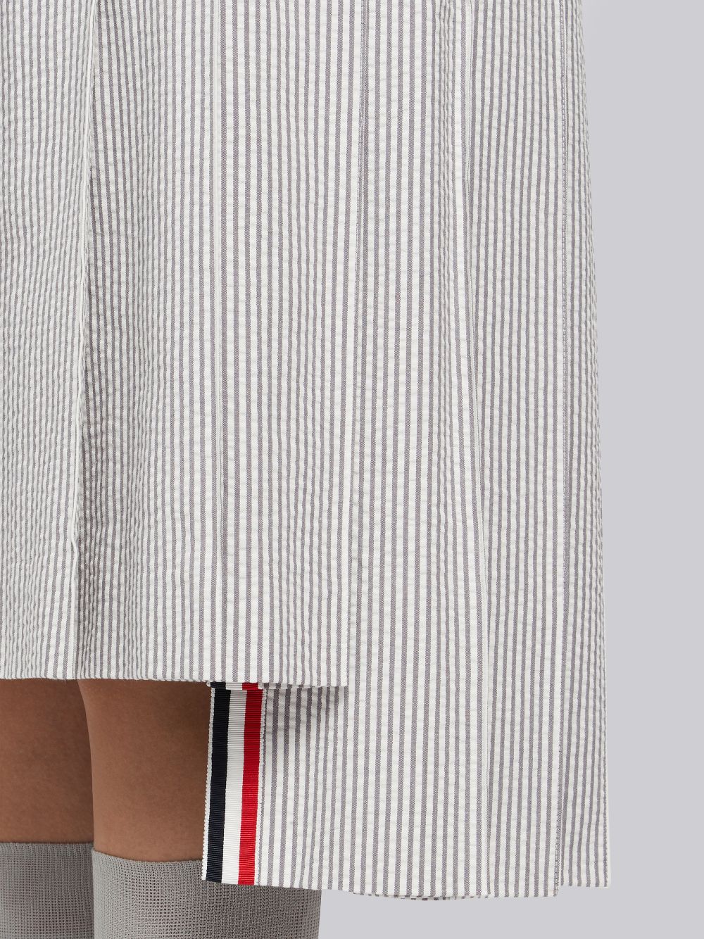 Thom Browne Medium Seersucker Below-the-knee Pleated レディース スカート グレー | WMY34T36930