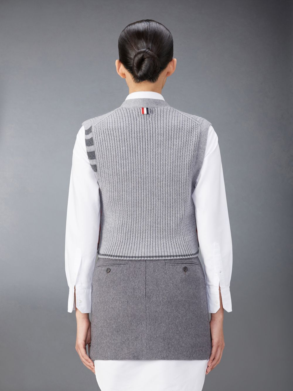 Thom Browne Merino Wool 4-Bar Cropped Cable Cardigan レディース ベスト グレー | CDX30R11610