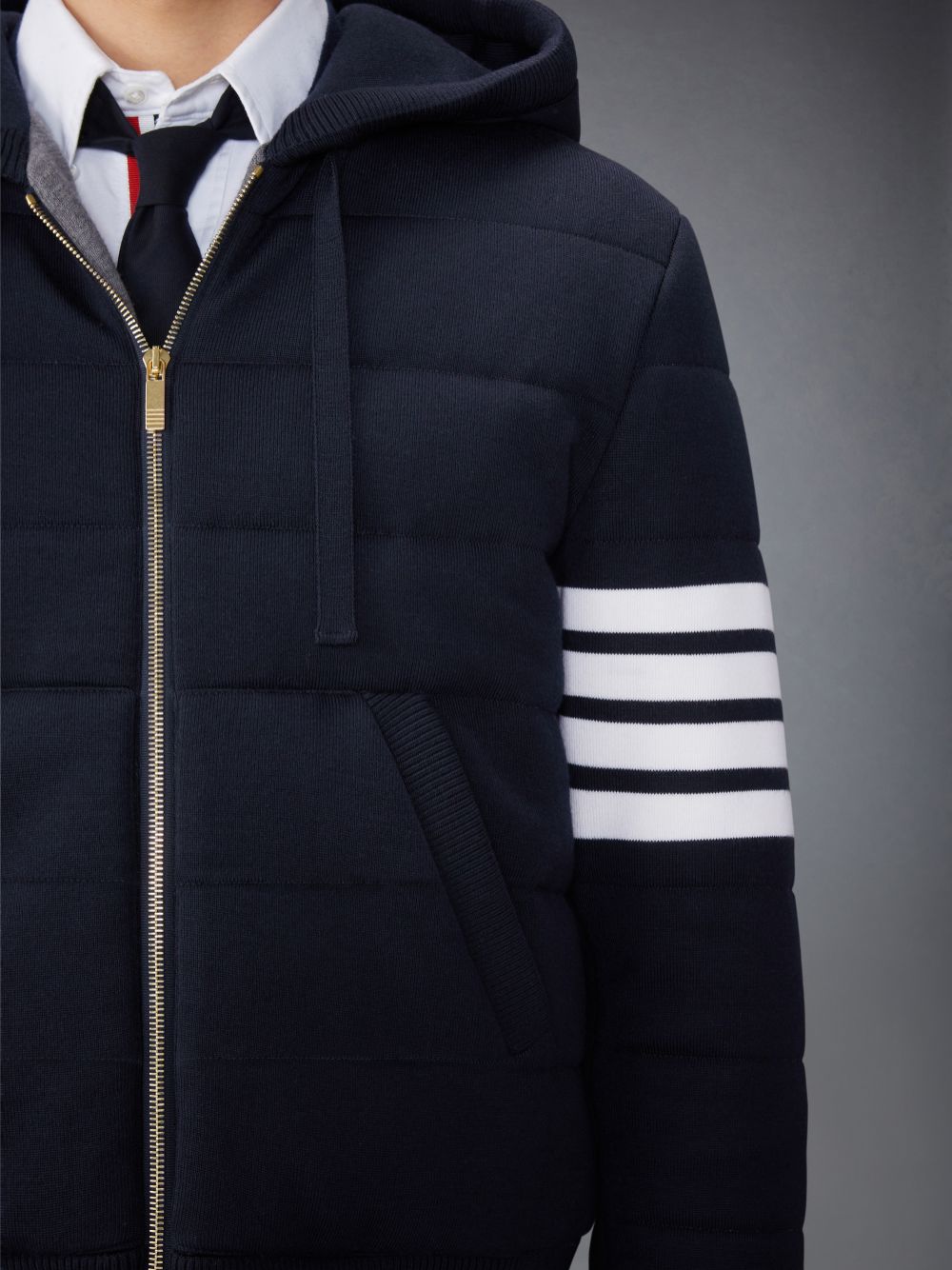 Thom Browne Merino Wool Jersey Stitch Padded 4-Bar Zip up Hoodie メンズ ジャケット 青 | RAN53I76950