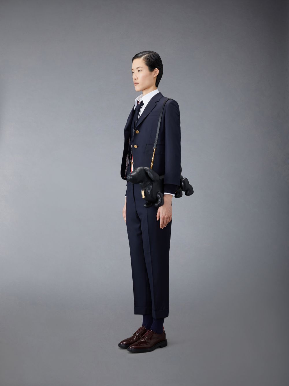 Thom Browne Mini Hector Chain in Pebble Grain レディース クロスボディバッグ 黒 | FGA78H47026