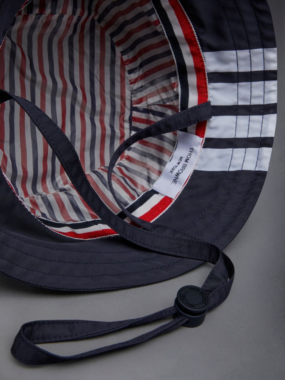 Thom Browne Nylon Swim Tech 4-Bar ボーイ バケットハット 青 | YUC80N94847