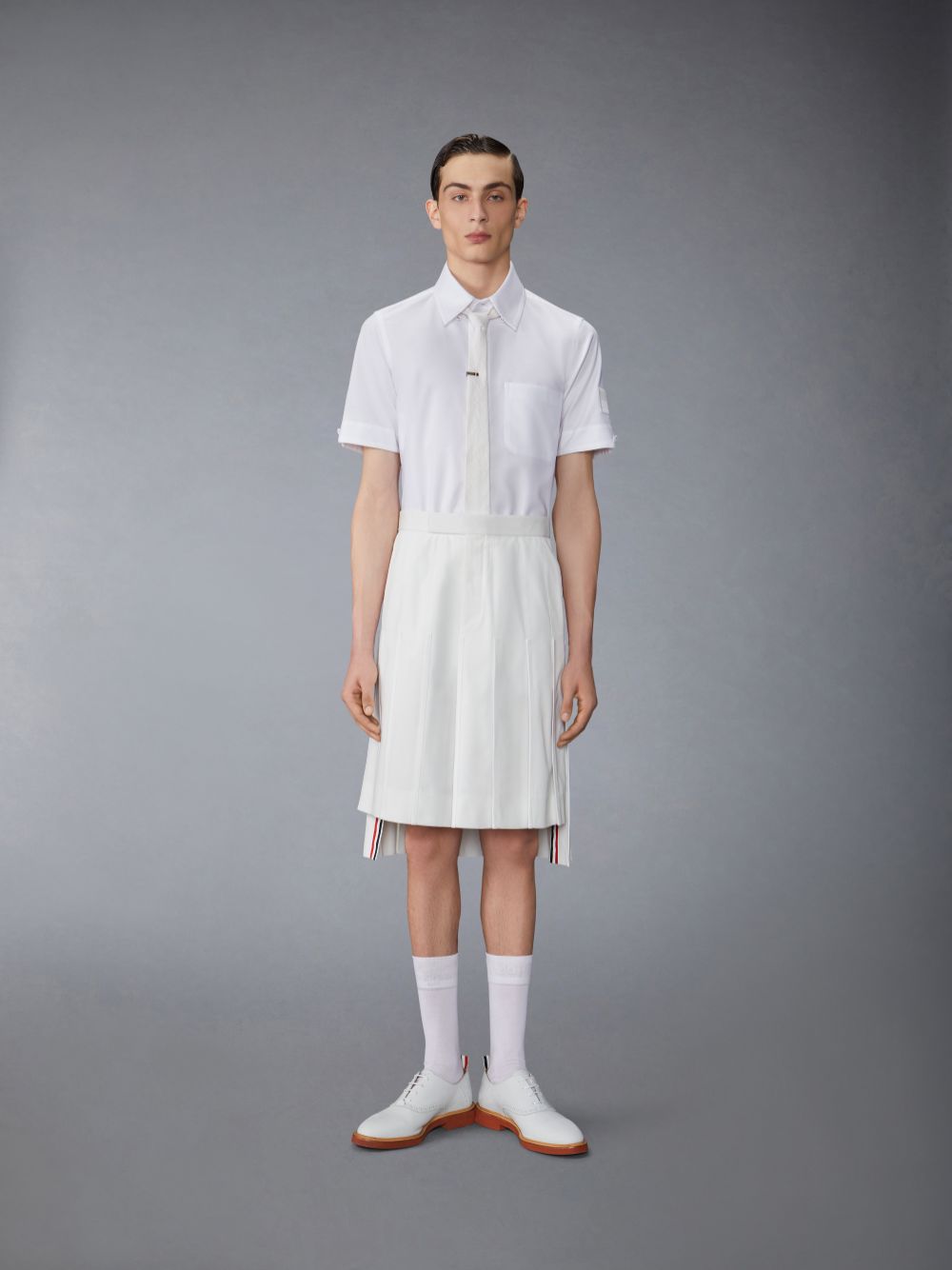 Thom Browne Oxford Self Tipping and Flag Patch メンズ シャツ 白 | NSY34M57108