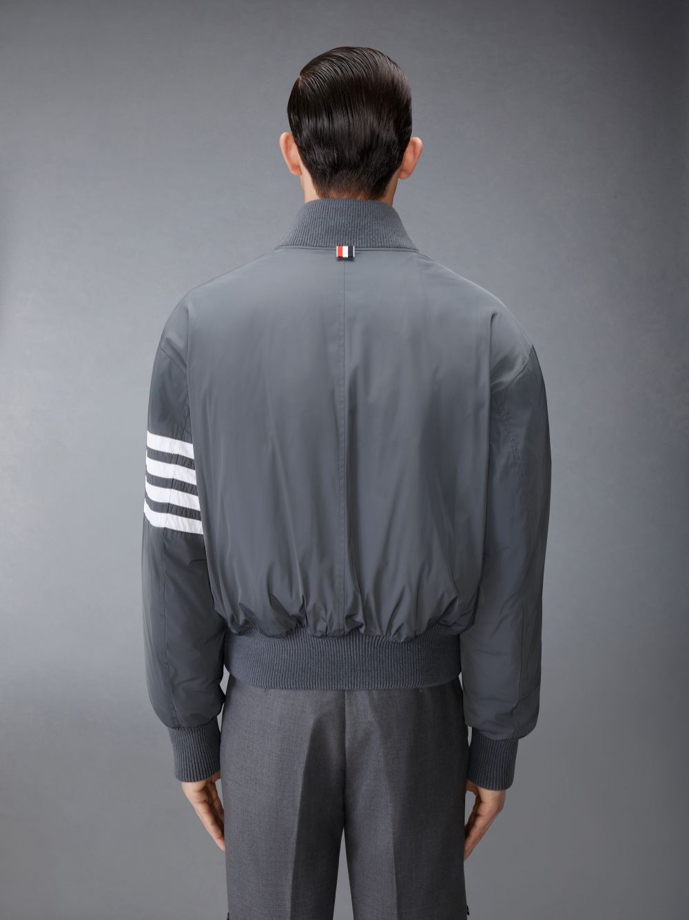 Thom Browne POLY TWILL 4-BAR OVERSIZED BLOUSON メンズ ジャケット グレー | VVT58G90564