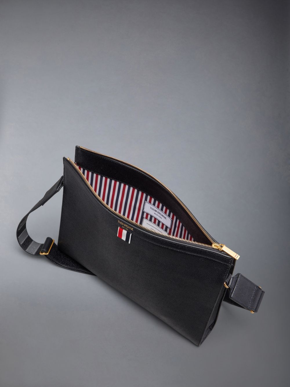Thom Browne Pebble Grain 4-Bar Document Holder レディース クロスボディバッグ 黒 | EPD49Q40373