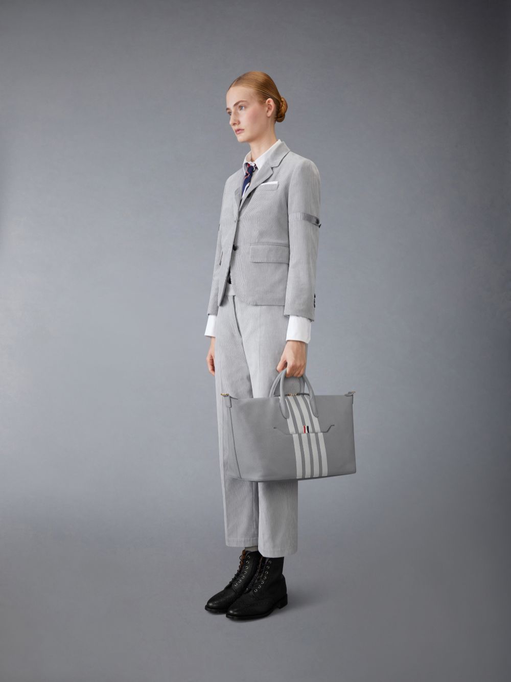 Thom Browne Pebble Grain 4-Bar Medium メンズ ダッフルバッグ グレー | QFX11S37099