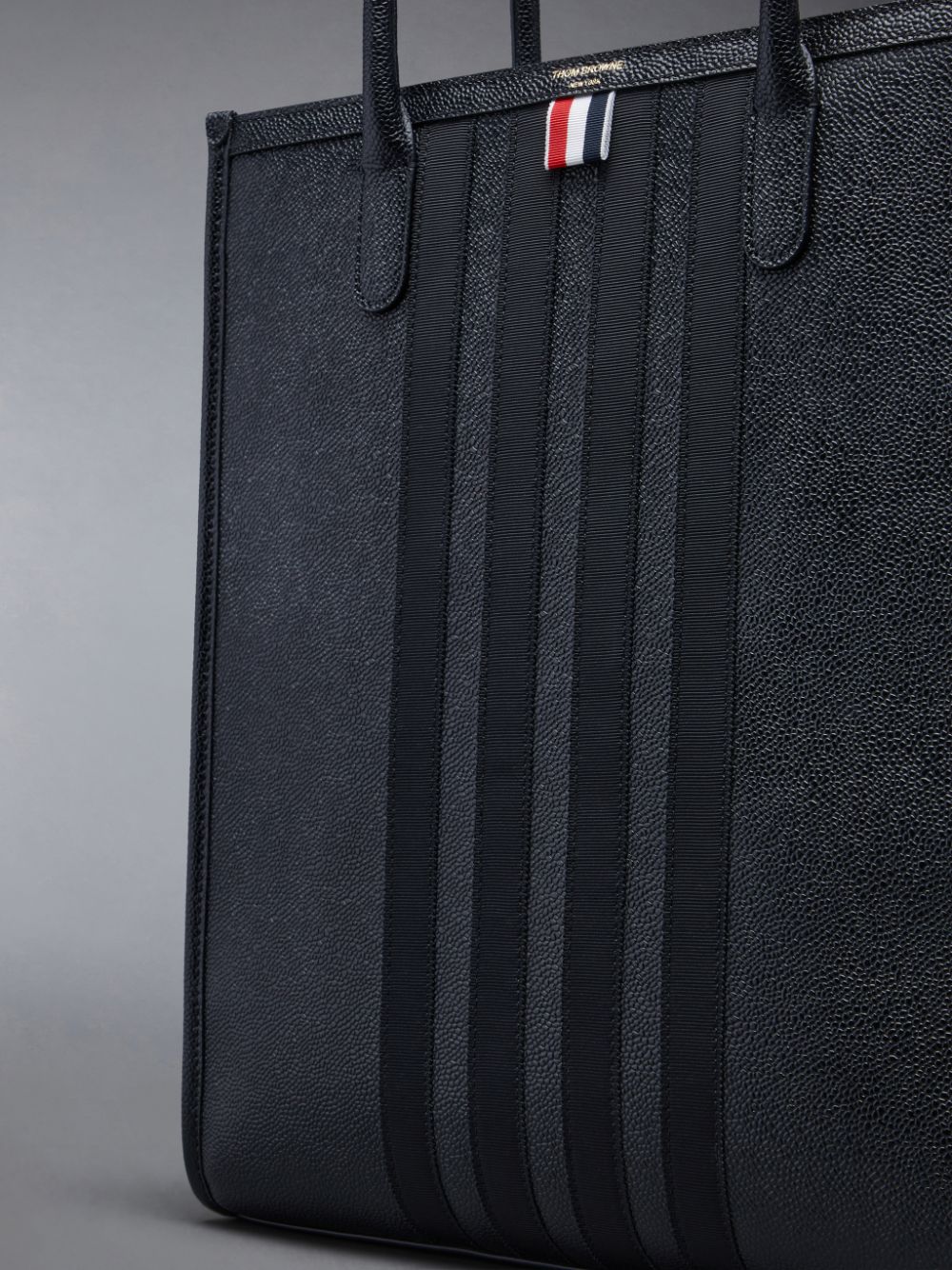 Thom Browne Pebble Grain 4-Bar メンズ トートバッグ 黒 | FGB53S54492