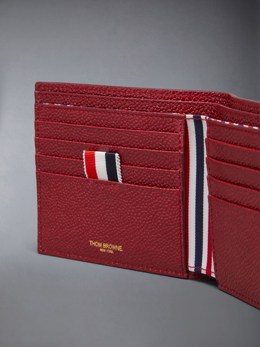 Thom Browne Pebble Grain Bifold レディース 財布 赤 | HDE03U97650