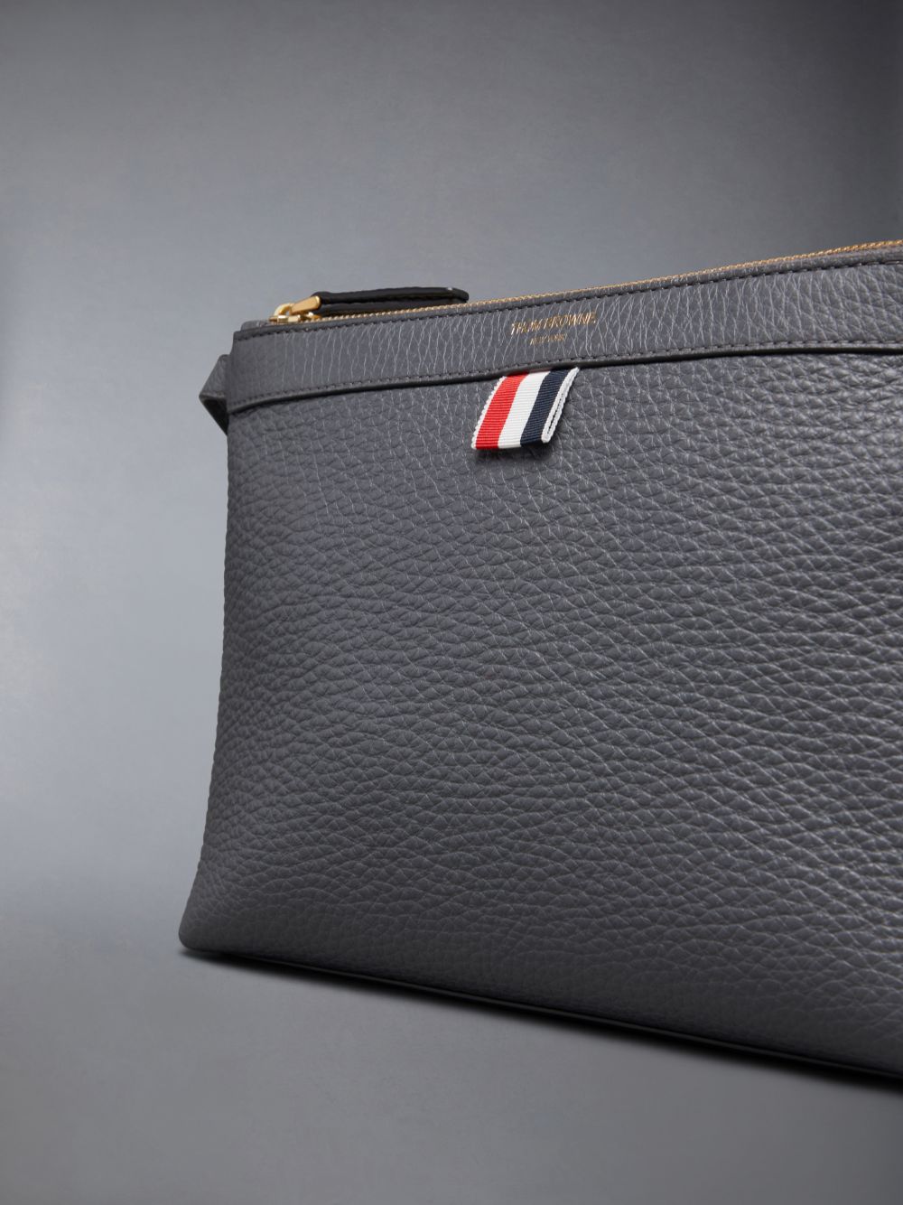 Thom Browne Pebble Grain Toiletry Case レディース クラッチバッグ グレー | AER21Y66194