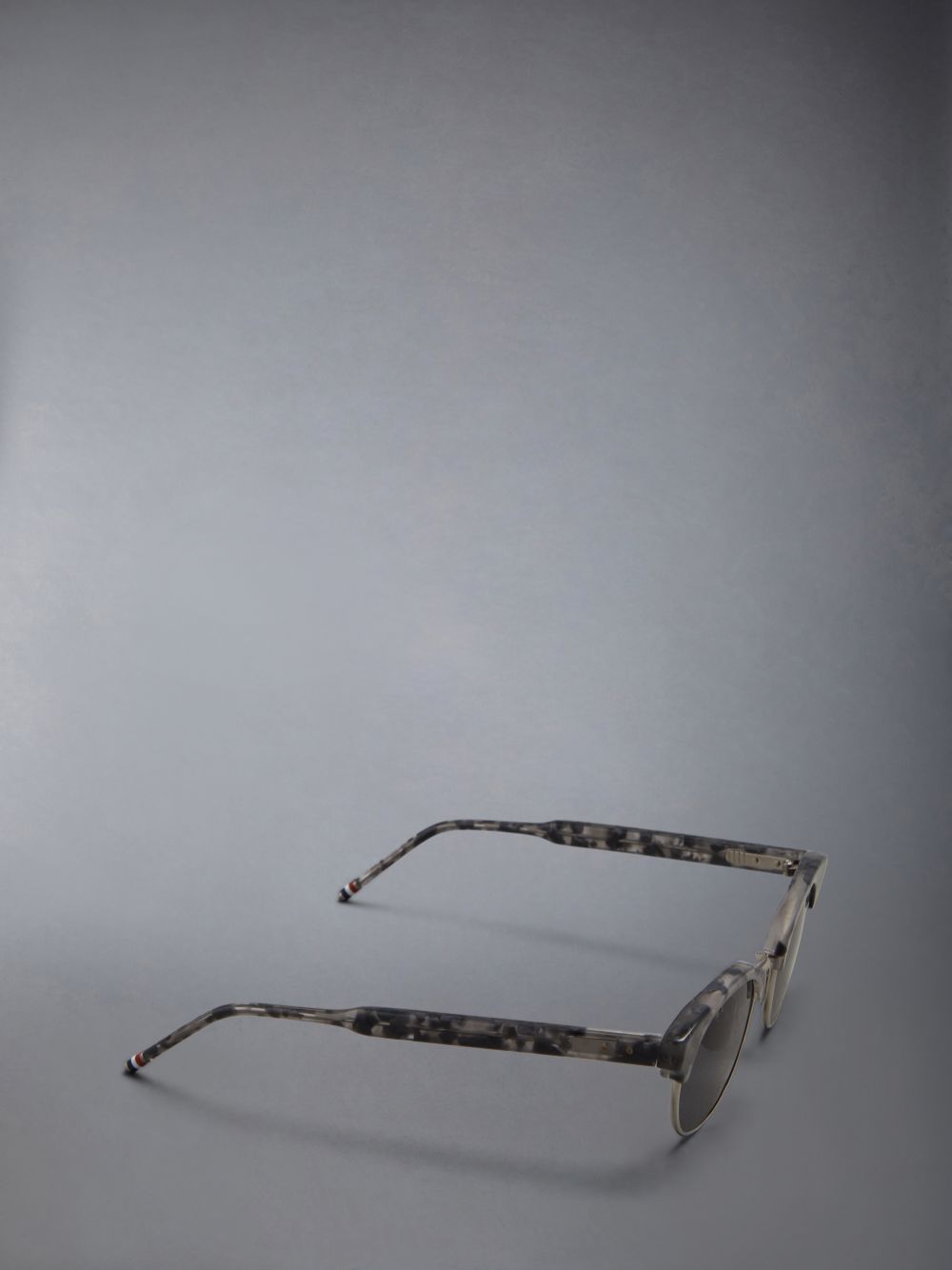 Thom Browne Tortoise Acetate And Titanium Oval レディース サングラス 緑 | LEA21J90715