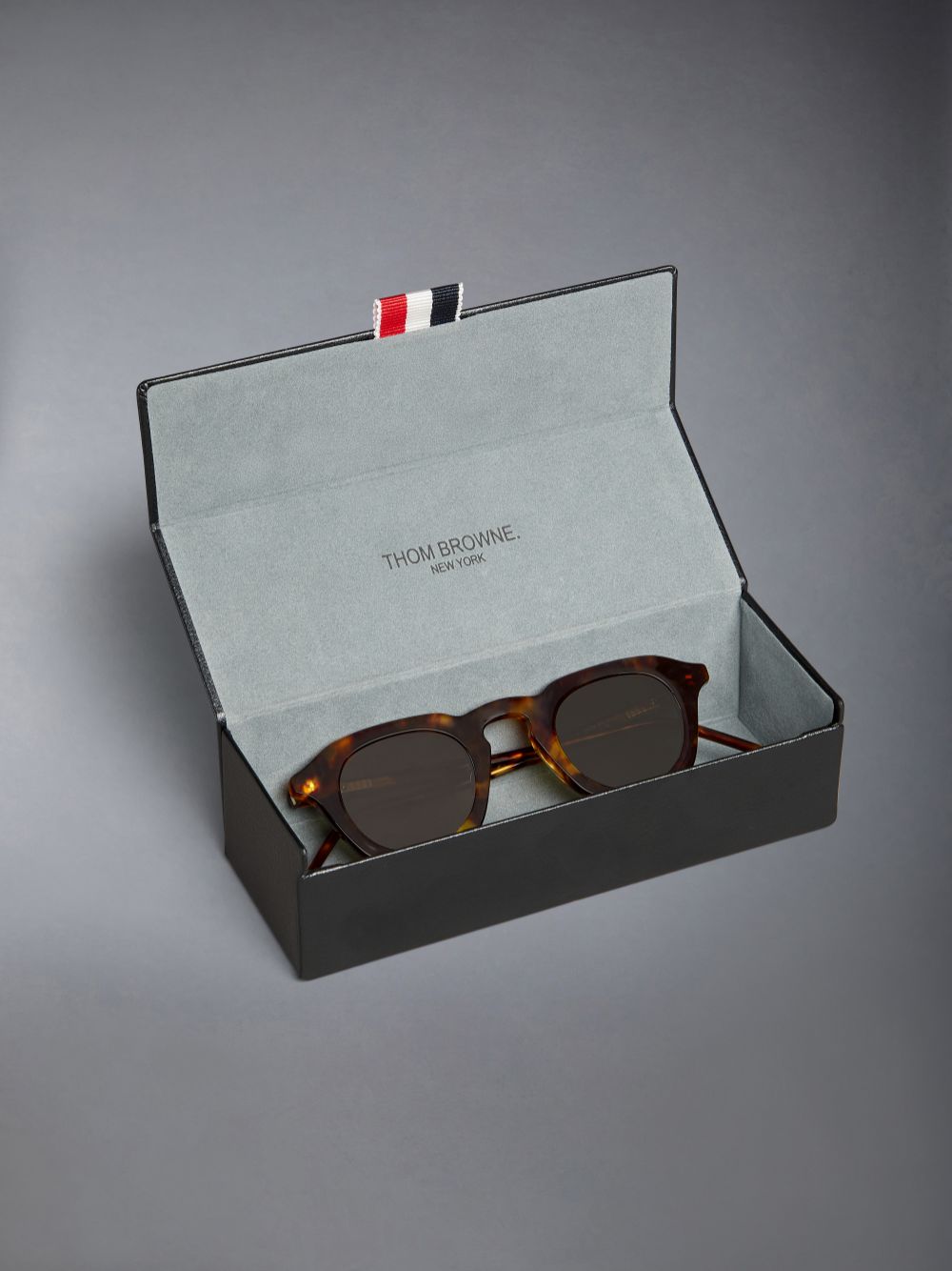 Thom Browne Tortoise Acetate Oval レディース サングラス ブラウン | PPP07Q48632
