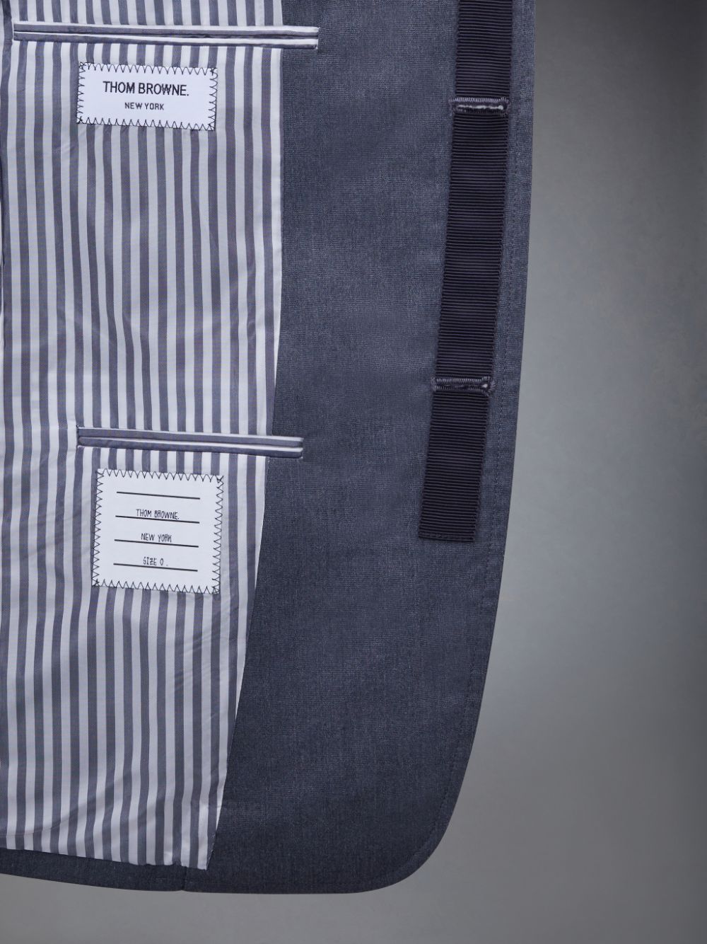 Thom Browne Typewriter Cloth Armband Sport メンズ コート グレー | SGR03I85298