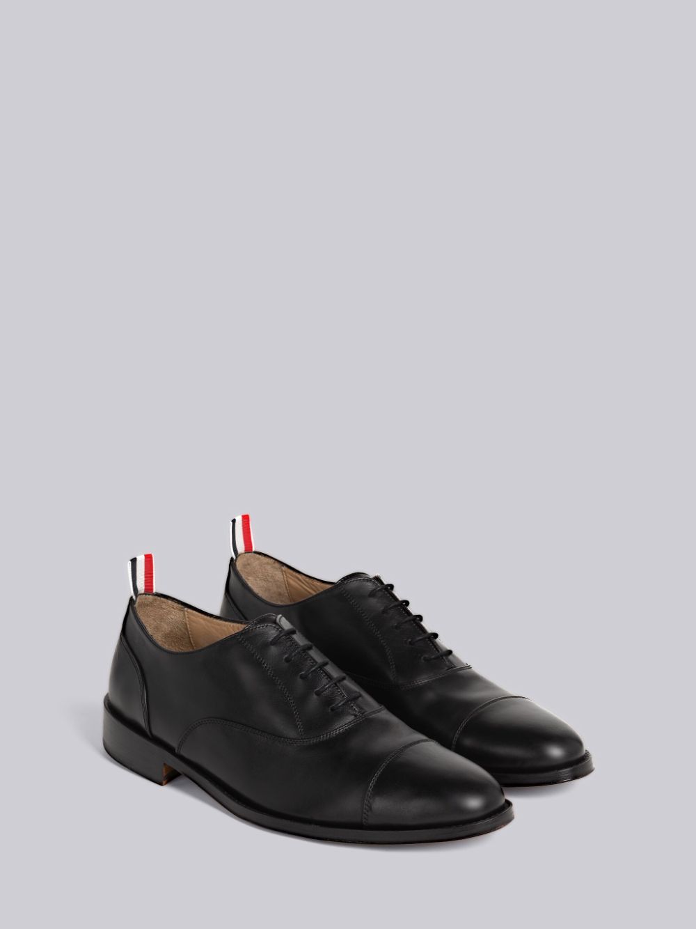 Thom Browne VITELLO CALF LEATHER CAP TOE メンズ オックスフォードシューズ 黒 | DLQ46A13546
