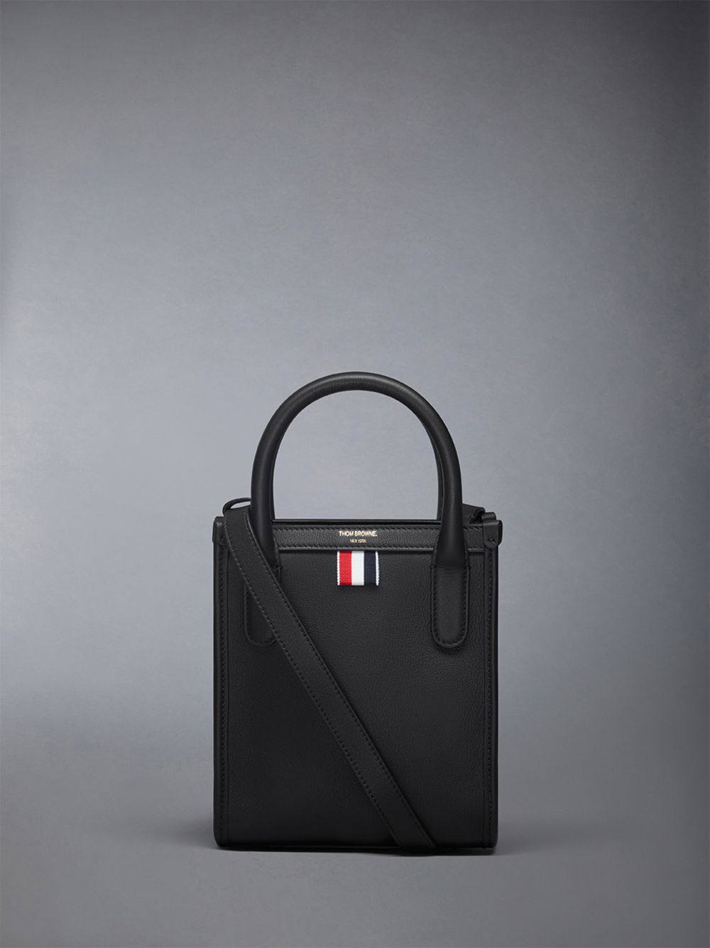 Thom Browne Vertical Mini in Smooth Calf メンズ トートバッグ 黒 | FQX58B49652