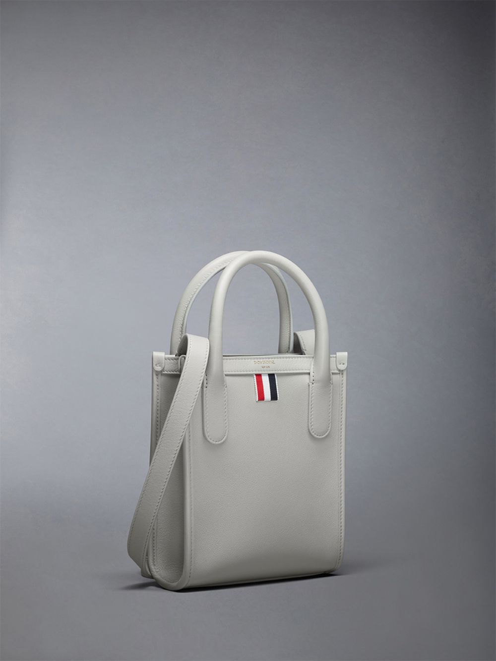 Thom Browne Vertical Mini in Smooth Calf メンズ トートバッグ ベージュ | QWK76H22340