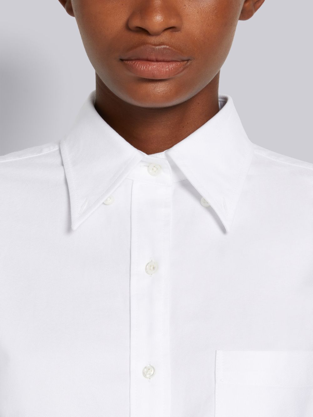Thom Browne White Oxford High Waisted A-Line Below The Knee Shirt レディース ワンピース 白 | DMK70M04270