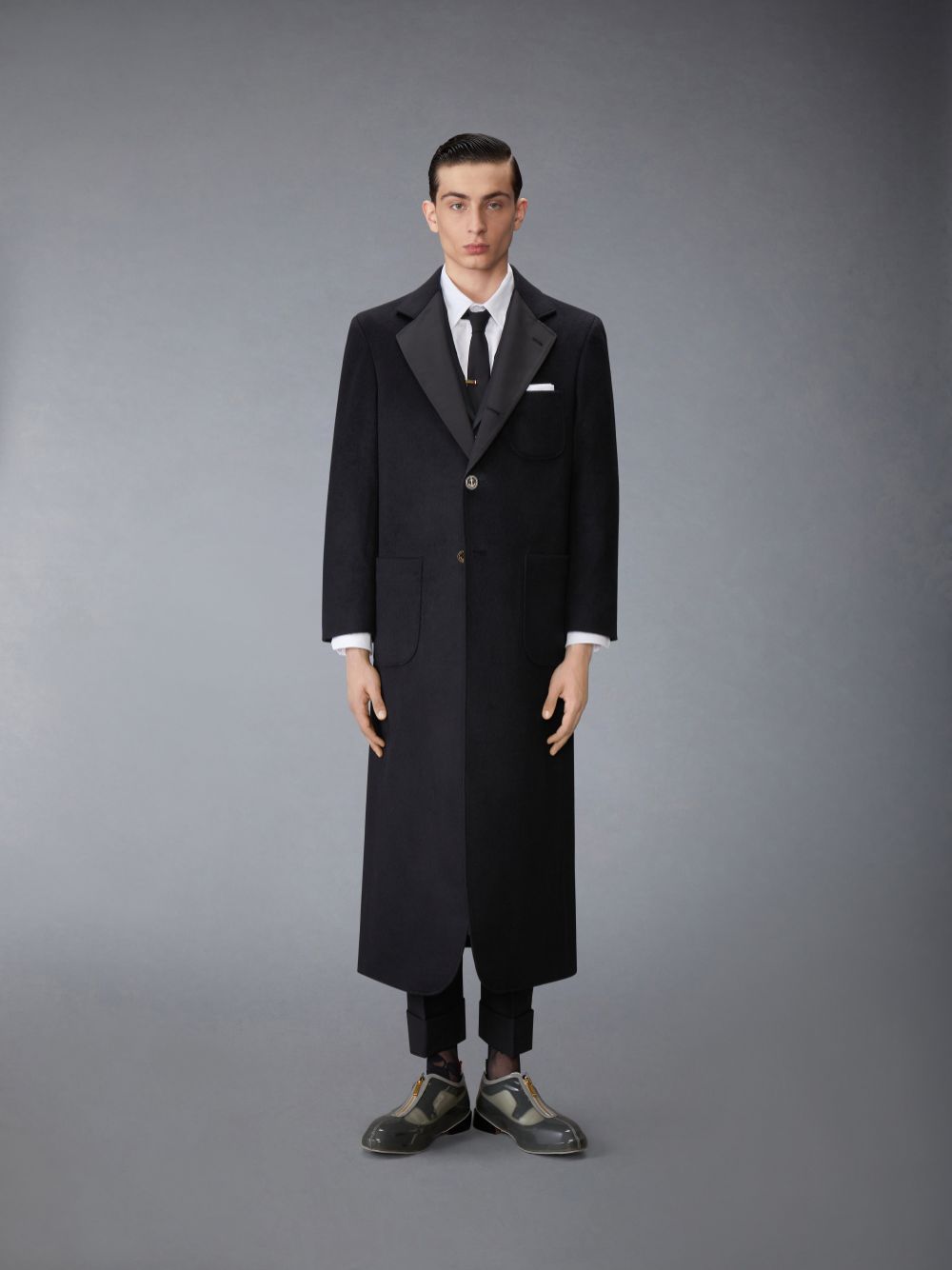 Thom Browne Zibeline Cashmere Maxi Soft Shoulder メンズ コート 黒 | QZG39Q41426